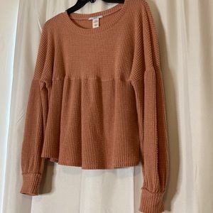 NWT Waffle knit sweater in dusty pink size Large. 90’s babydoll …